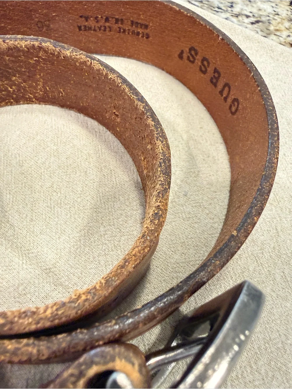 Guess western brown/tan leather belt silver tone buckle 36”